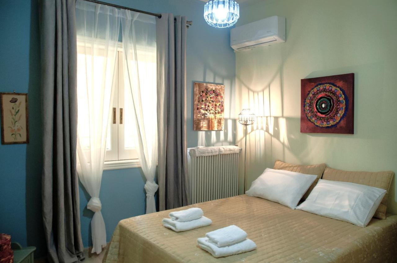 Mid Century Modern Apartment - Atelier Ancient Olympia Exteriér fotografie