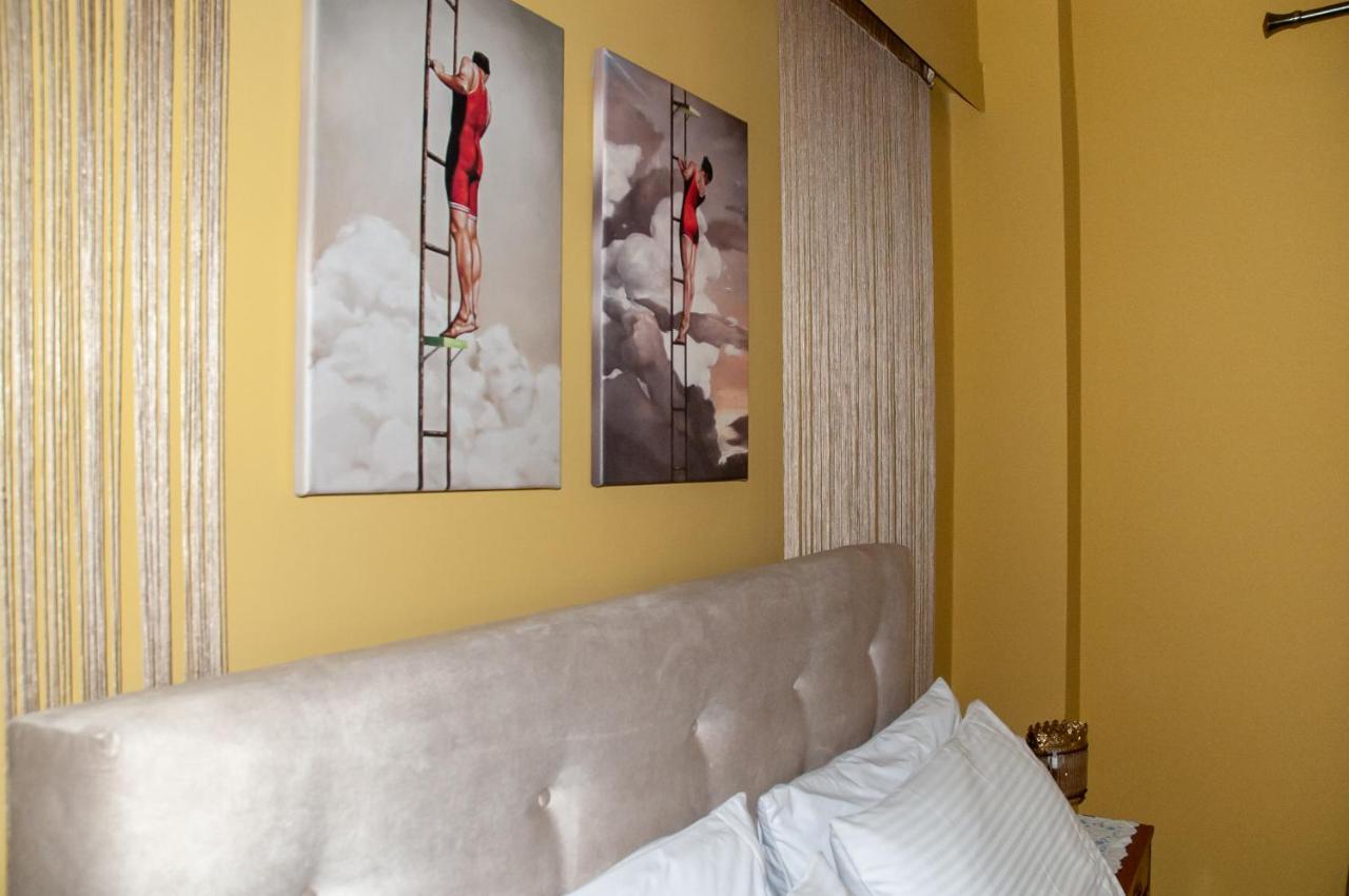 Mid Century Modern Apartment - Atelier Ancient Olympia Exteriér fotografie